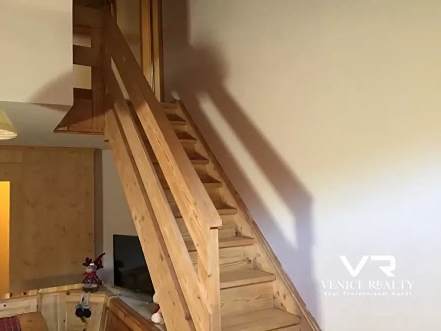 Immagine 11 di Appartamento in vendita  in Via Beata Vergine della Difesa a San Vito Di Cadore