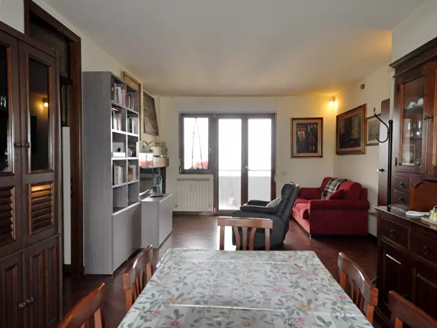 Immagine 2 di Appartamento in vendita  in via della Repubblica a Montevarchi