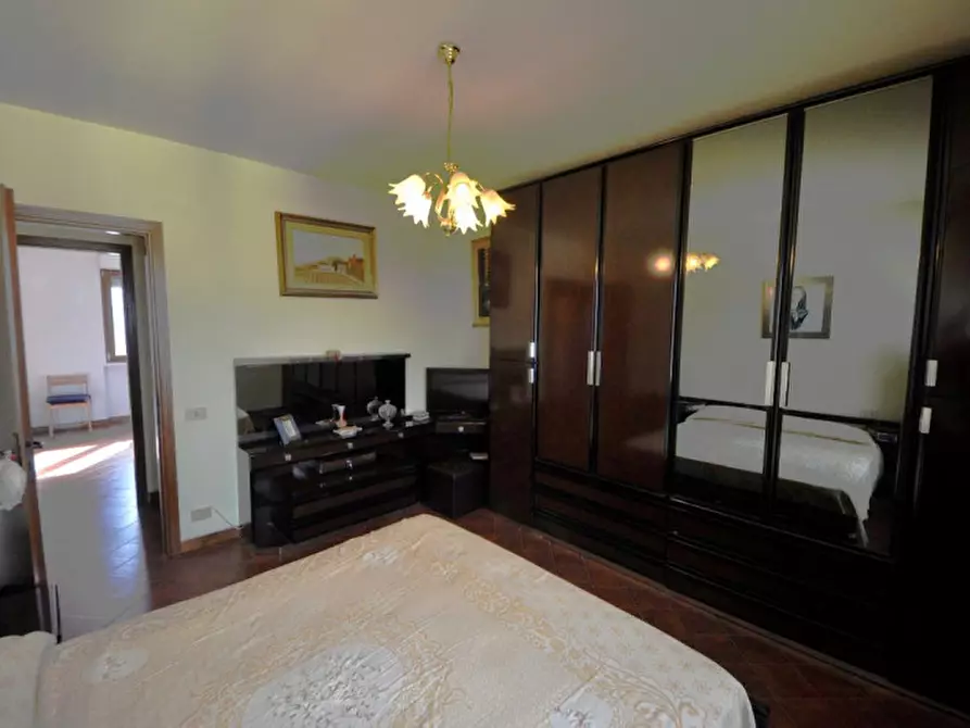 Immagine 10 di Appartamento in vendita  in via della Repubblica a Montevarchi