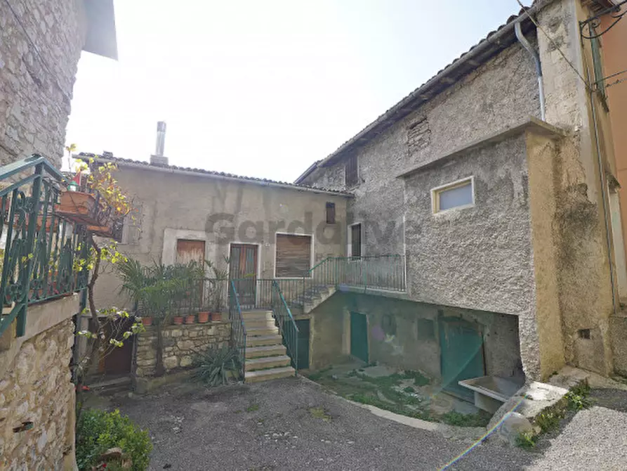 Immagine 3 di Rustico / casale in vendita  in Via Porto a Tignale