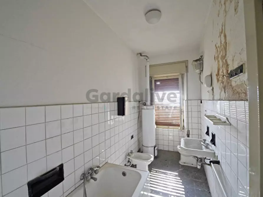 Immagine 12 di Rustico / casale in vendita  in Via Porto a Tignale