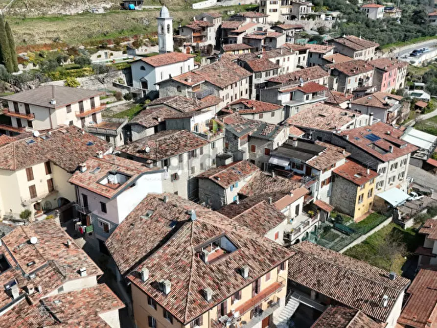 Immagine 19 di Rustico / casale in vendita  in Via Porto a Tignale