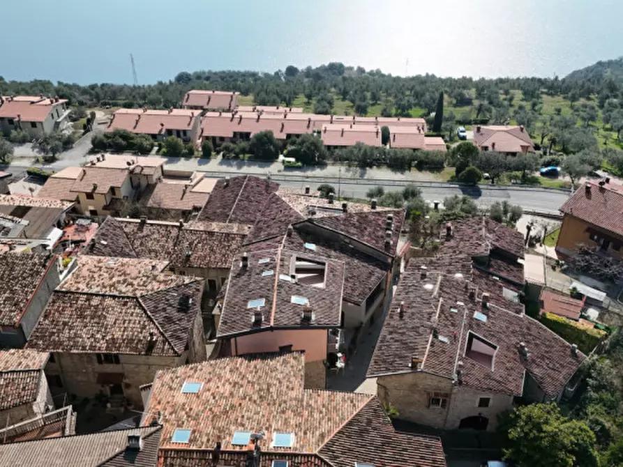 Immagine 26 di Rustico / casale in vendita  in Via Porto a Tignale