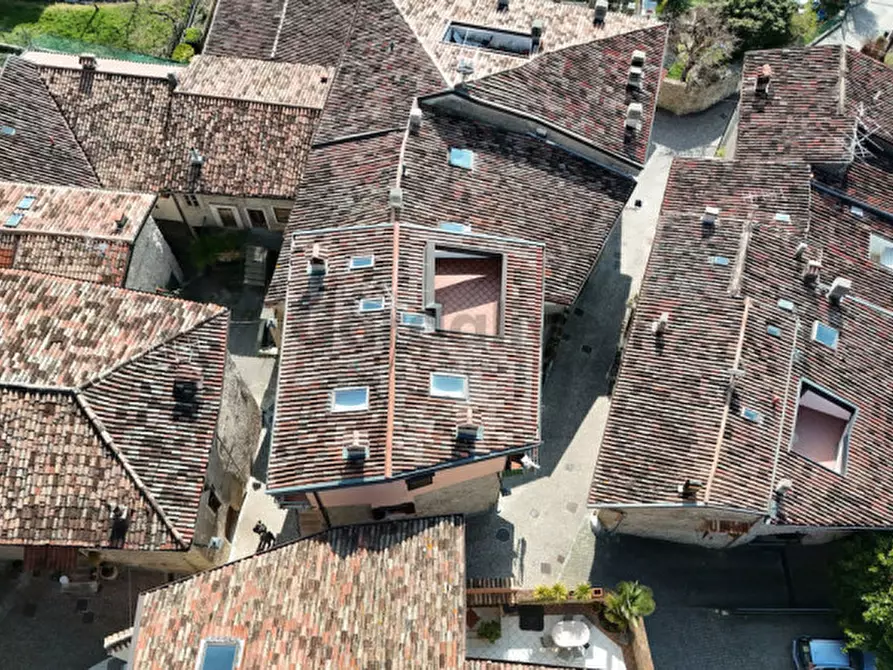 Immagine 28 di Rustico / casale in vendita  in Via Porto a Tignale