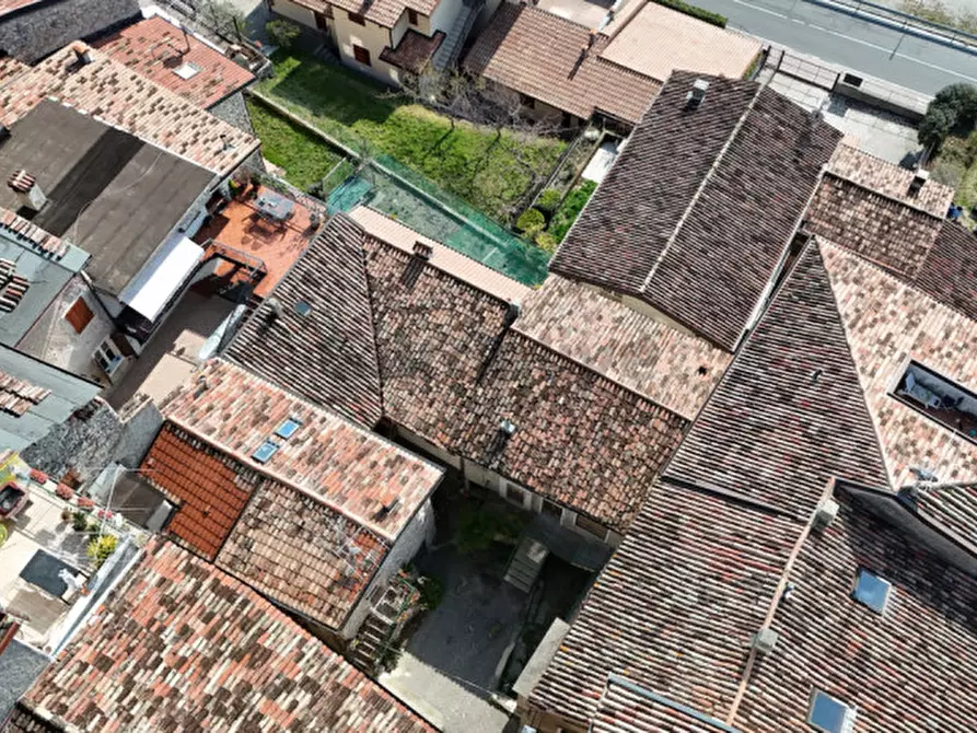 Immagine 32 di Rustico / casale in vendita  in Via Porto a Tignale