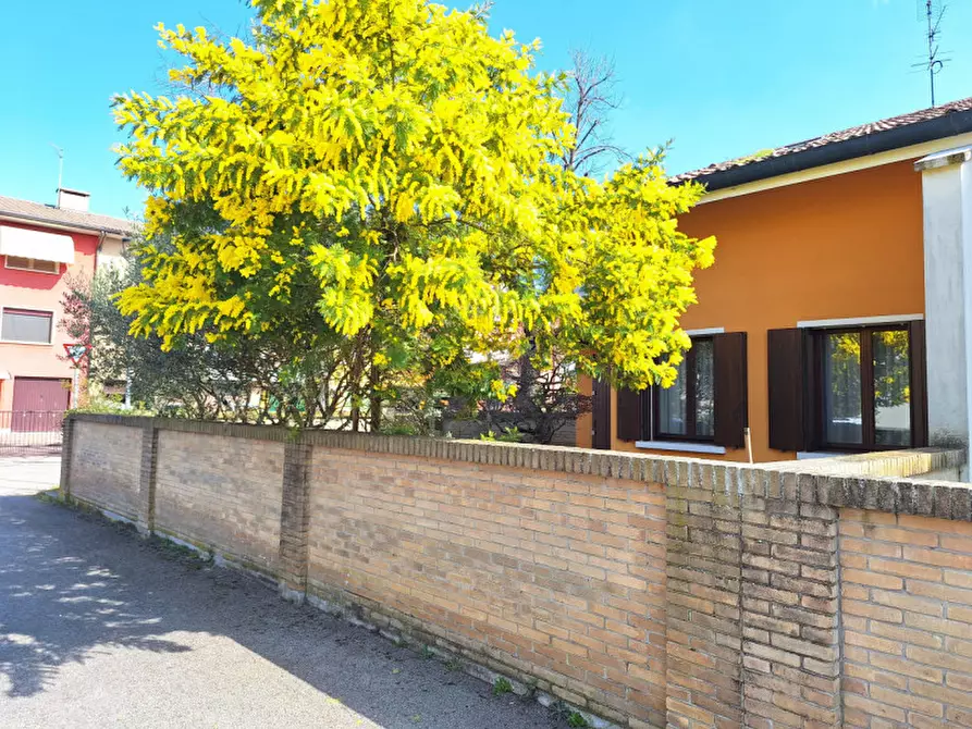Immagine 4 di Casa bifamiliare in vendita  in via nicolò Tommaseo a Mirano