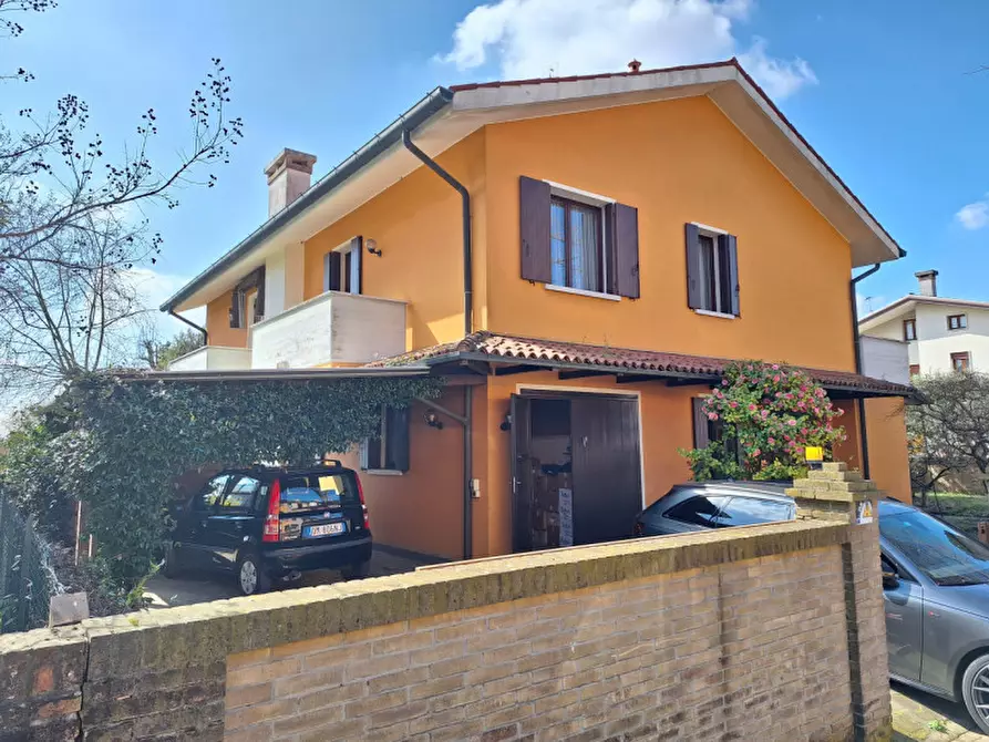 Immagine 5 di Casa bifamiliare in vendita  in via nicolò Tommaseo a Mirano