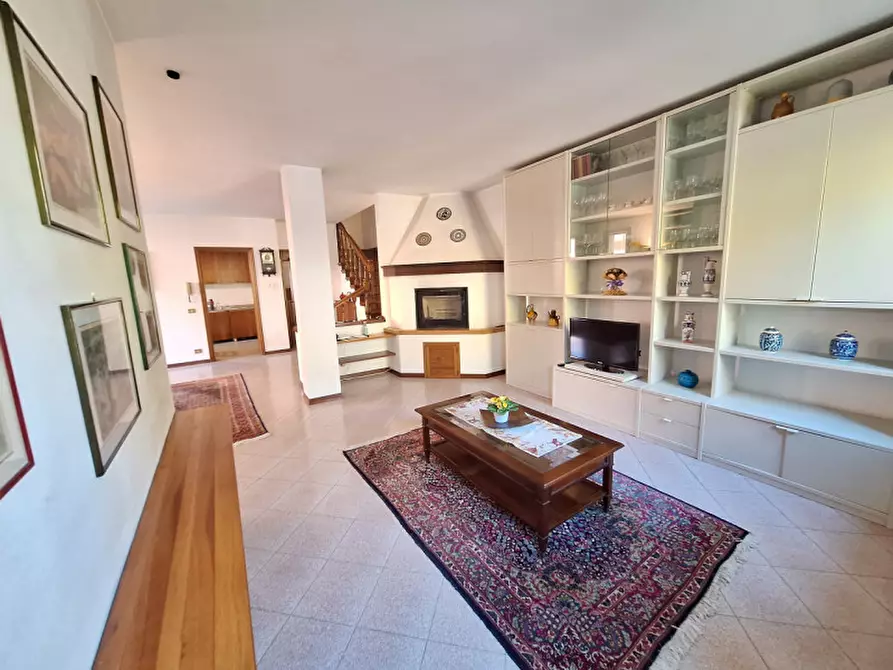 Immagine 8 di Casa bifamiliare in vendita  in via nicolò Tommaseo a Mirano