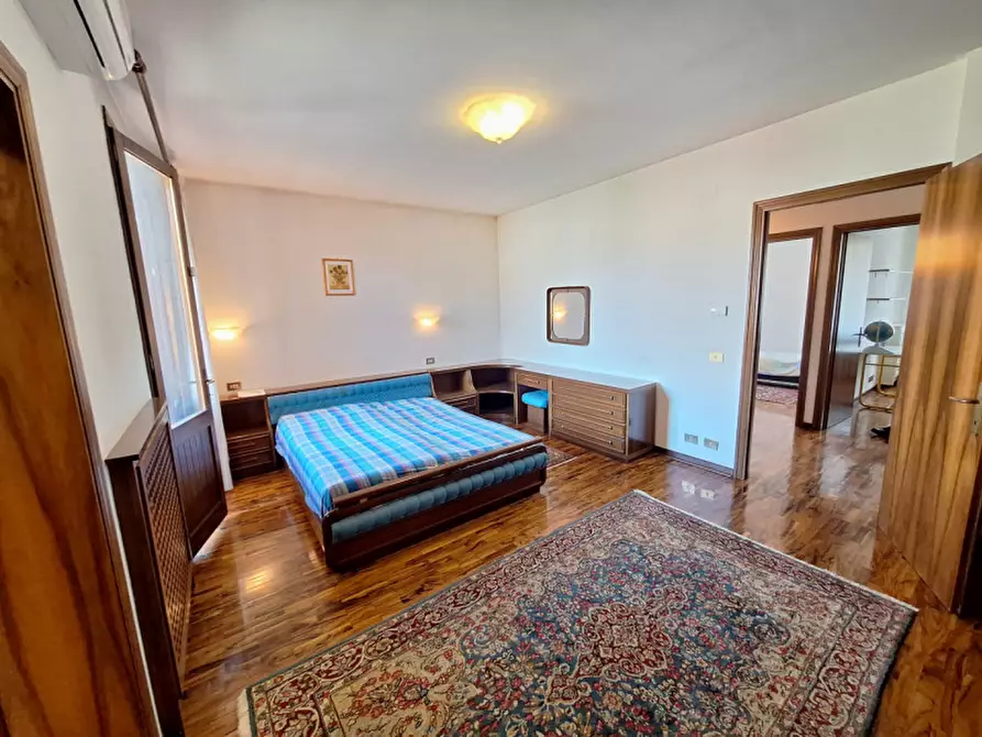 Immagine 21 di Casa bifamiliare in vendita  in via nicolò Tommaseo a Mirano