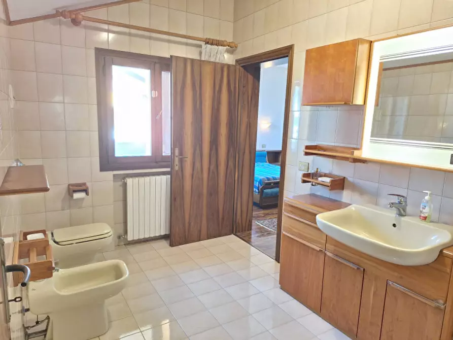 Immagine 23 di Casa bifamiliare in vendita  in via nicolò Tommaseo a Mirano