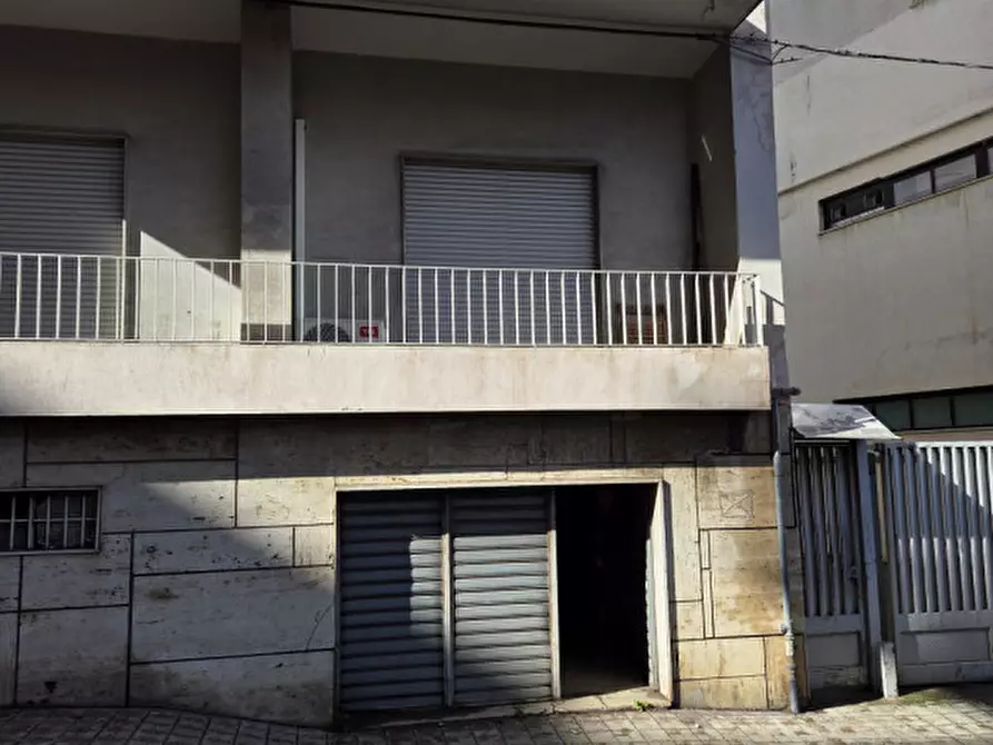 Immagine 3 di Garage in vendita  in via vallone petrara 10 a Reggio Di Calabria