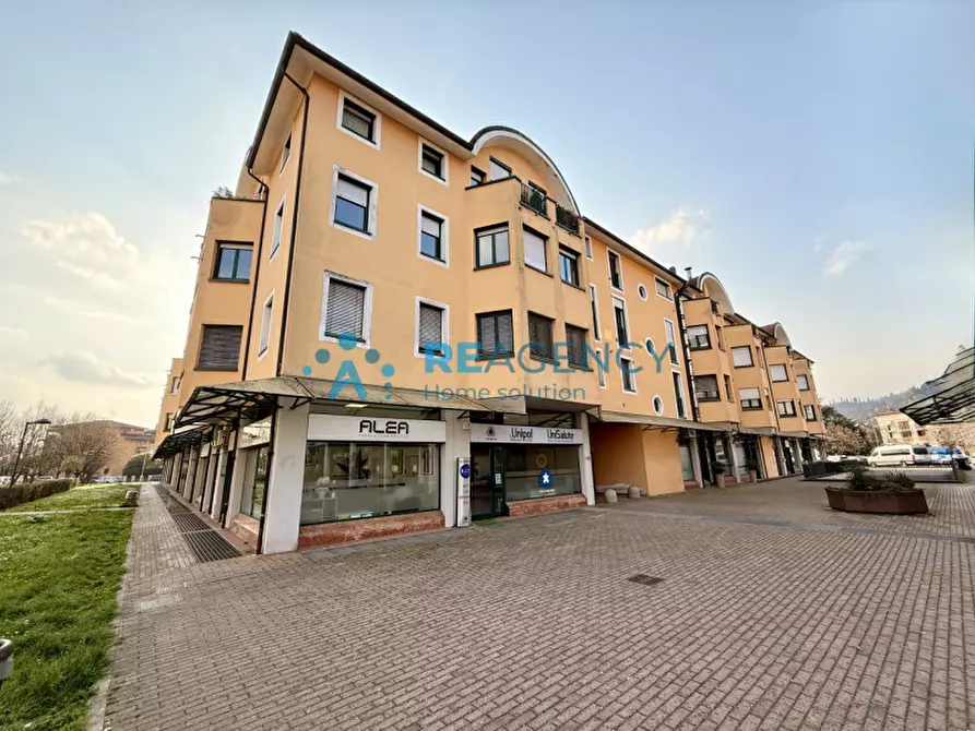 Immagine 1 di Appartamento in vendita  a Creazzo