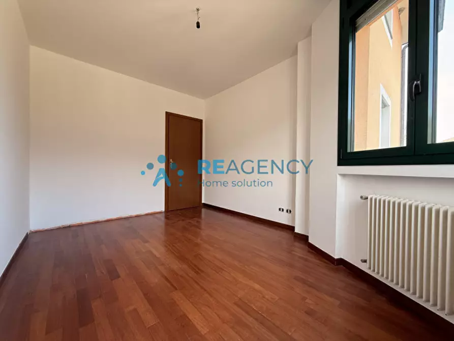Immagine 13 di Appartamento in vendita  a Creazzo