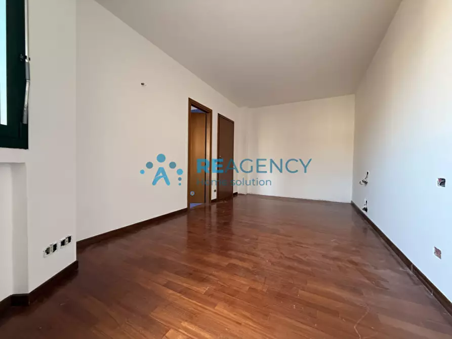 Immagine 17 di Appartamento in vendita  a Creazzo