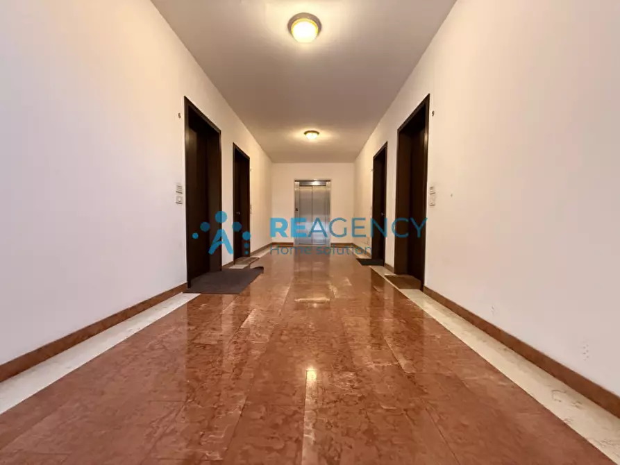 Immagine 30 di Appartamento in vendita  a Creazzo