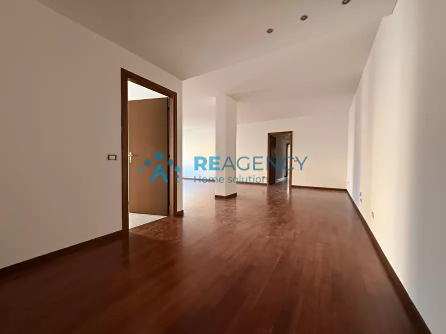 Immagine 31 di Appartamento in vendita  a Creazzo