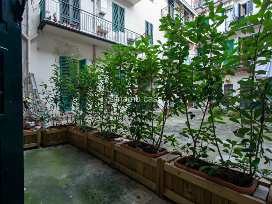 Immagine 6 di Appartamento in vendita  a Firenze