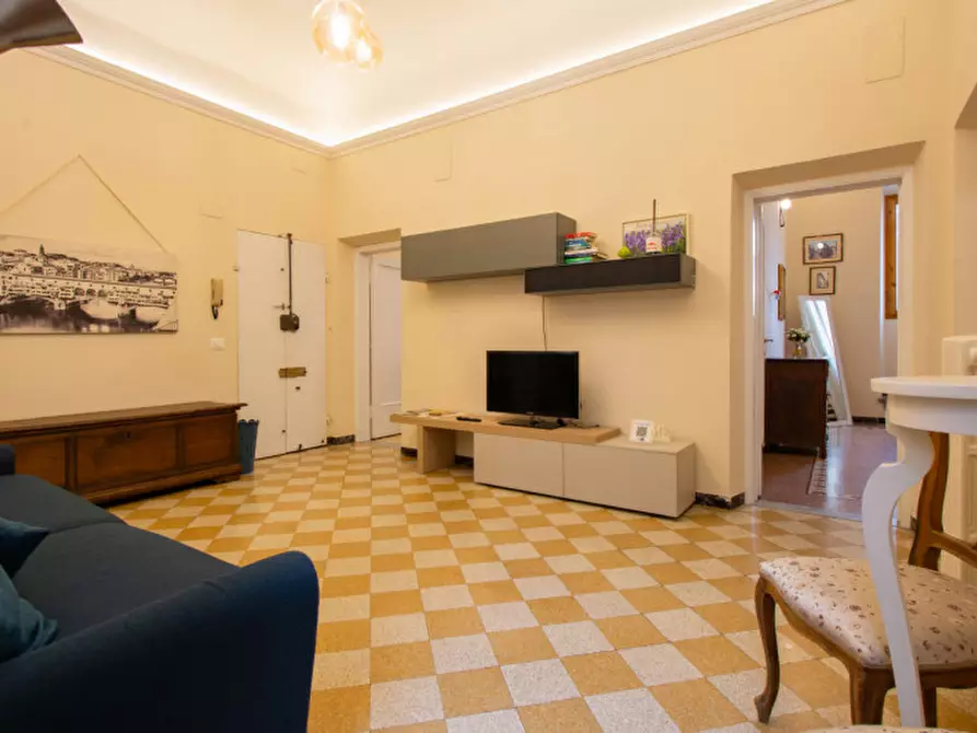 Immagine 18 di Appartamento in vendita  a Firenze