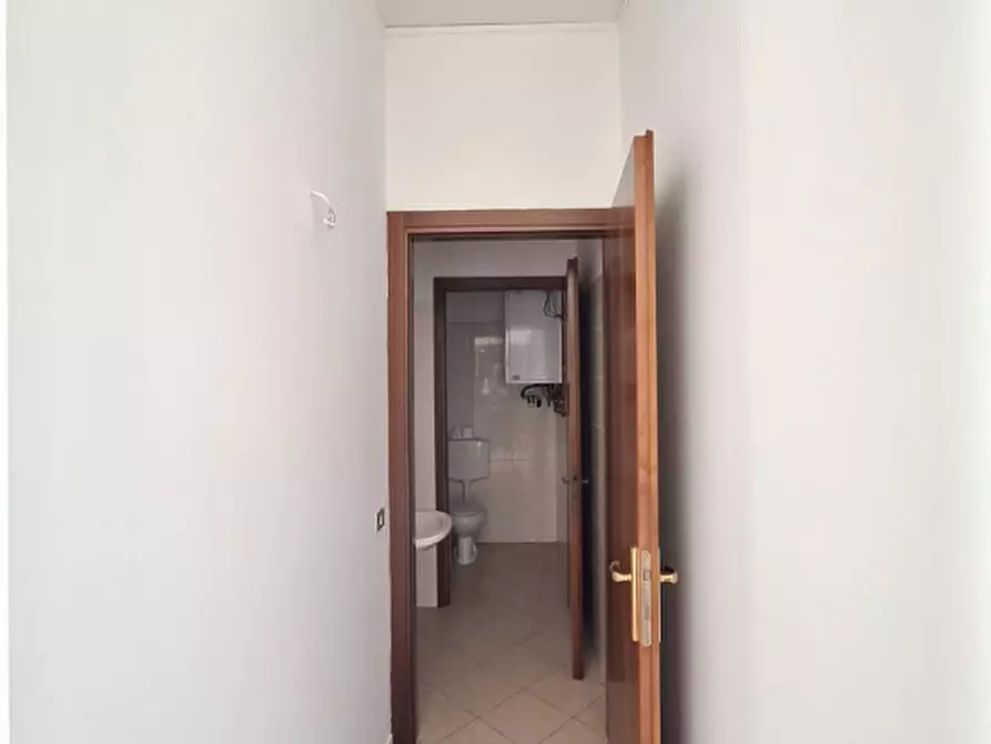 Immagine 8 di Negozio in affitto  in Via Roma a Boara Pisani