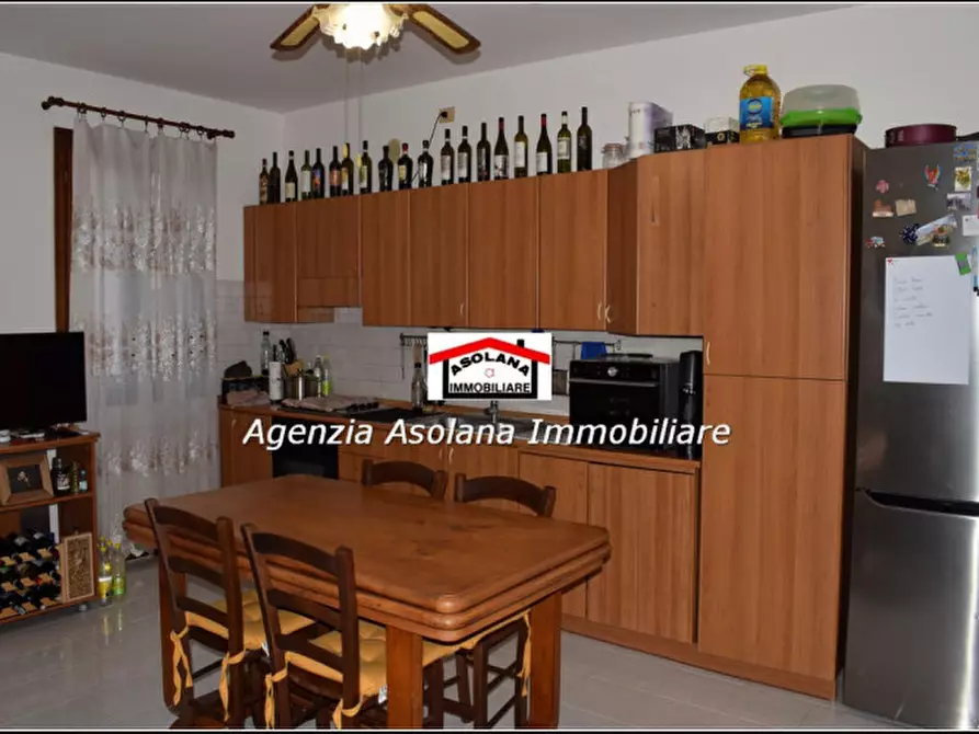 Immagine 1 di Appartamento in vendita  in via Galileo Galilei a Asolo
