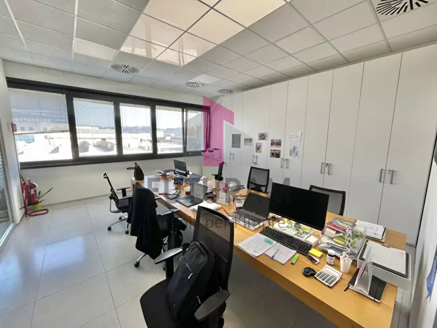Immagine 3 di Ufficio in affitto  a Vicenza