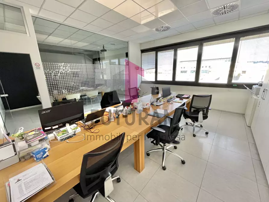 Immagine 9 di Ufficio in affitto  a Vicenza