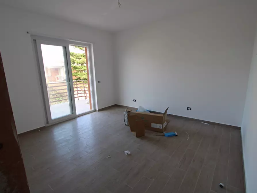 Immagine 13 di Appartamento in vendita  a Saponara