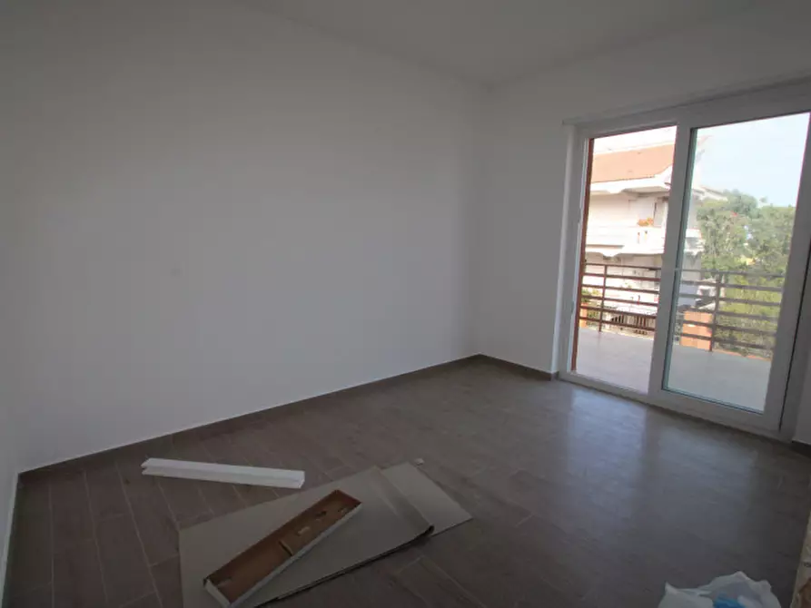 Immagine 16 di Appartamento in vendita  a Saponara