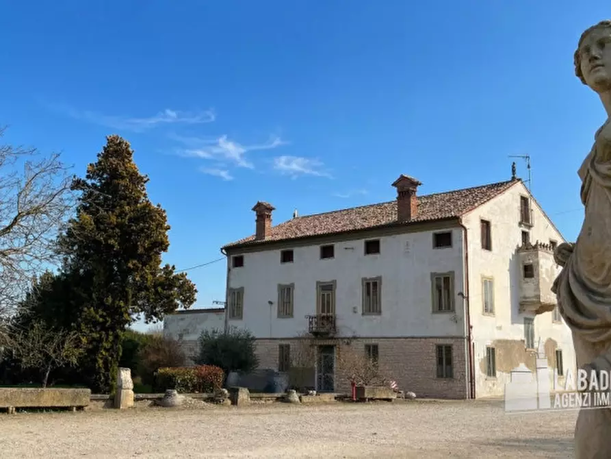 Immagine 1 di Villa in vendita  in Via Este 4 a Masi