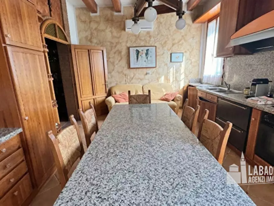 Immagine 19 di Villa in vendita  in Via Este 4 a Masi