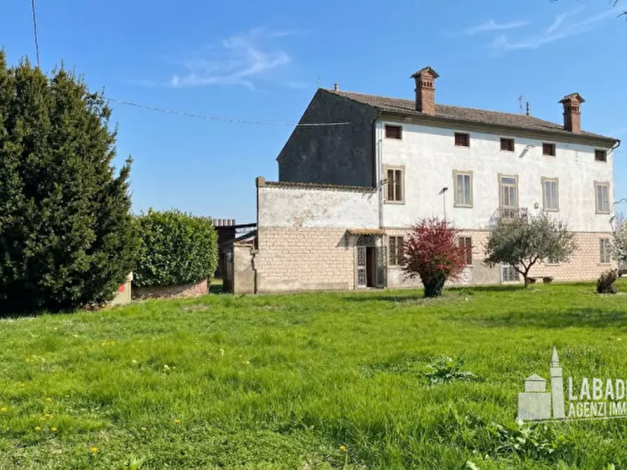 Immagine 45 di Villa in vendita  in Via Este 4 a Masi