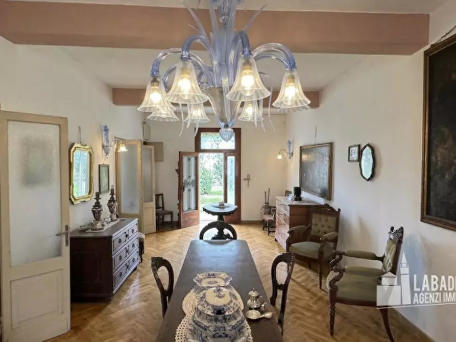 Immagine 53 di Villa in vendita  in Via Este 4 a Masi