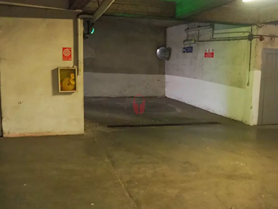 Immagine 6 di Garage in vendita  in Via Buenos Aires 20/A a Torino