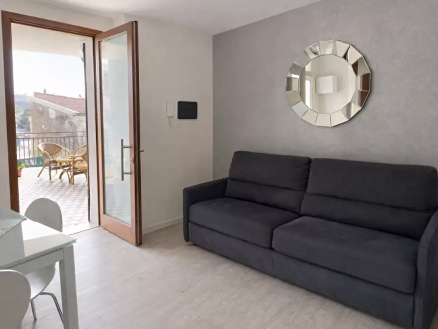 Immagine 3 di Appartamento in vendita  in pizza corlo a Lonato del Garda