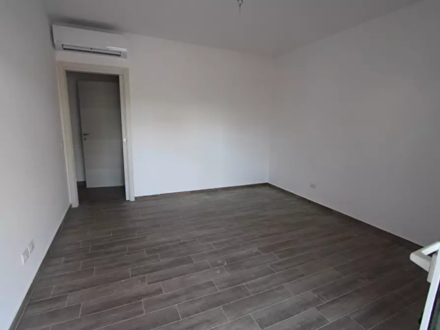 Immagine 12 di Appartamento in vendita  a Saponara