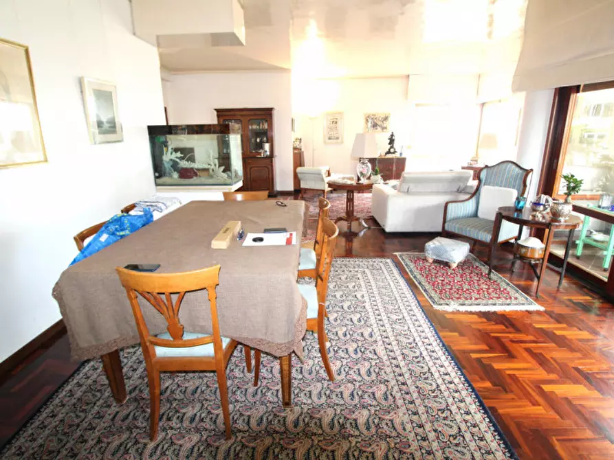 Immagine 6 di Appartamento in vendita  in Via Calvi dell'Umbria a Roma