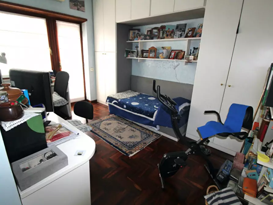 Immagine 11 di Appartamento in vendita  in Via Calvi dell'Umbria a Roma