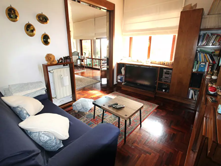 Immagine 12 di Appartamento in vendita  in Via Calvi dell'Umbria a Roma