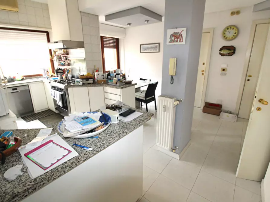 Immagine 15 di Appartamento in vendita  in Via Calvi dell'Umbria a Roma