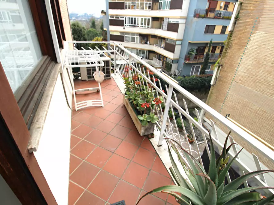 Immagine 21 di Appartamento in vendita  in Via Calvi dell'Umbria a Roma