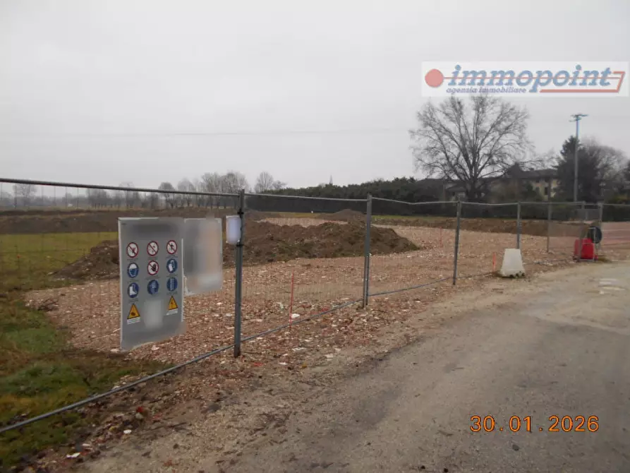 Immagine 6 di Terreno in vendita  in Via Vegre a Nove