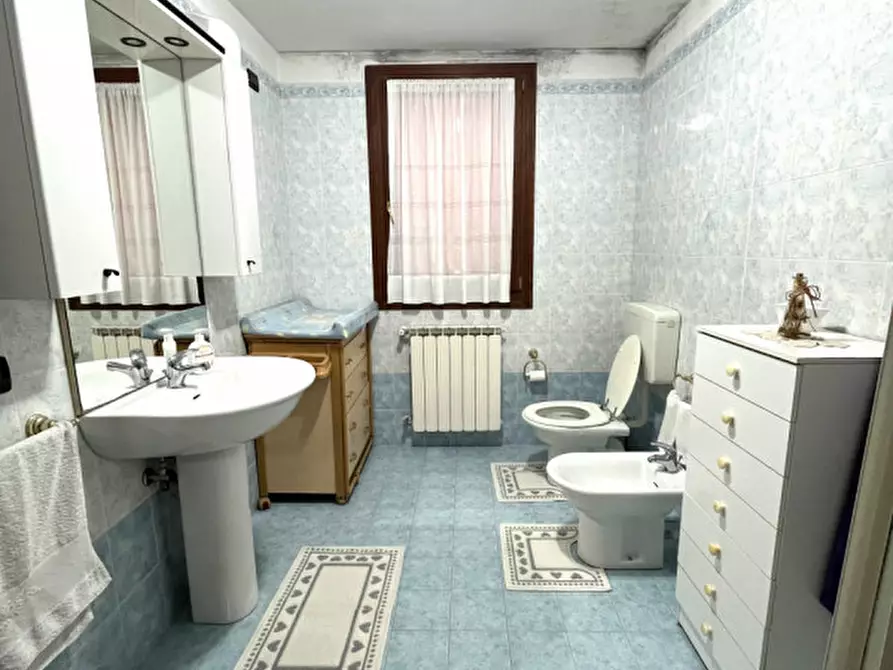 Immagine 8 di Villa in vendita  a Pontecchio Polesine