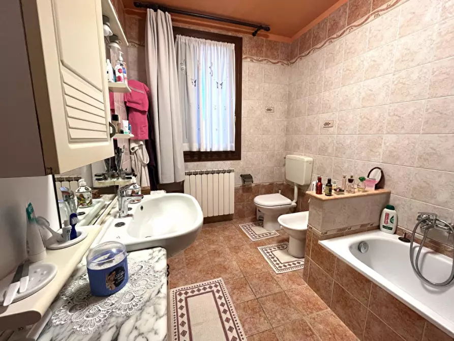 Immagine 10 di Villa in vendita  a Pontecchio Polesine