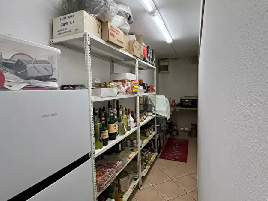 Immagine 25 di Villa in vendita  a Pontecchio Polesine