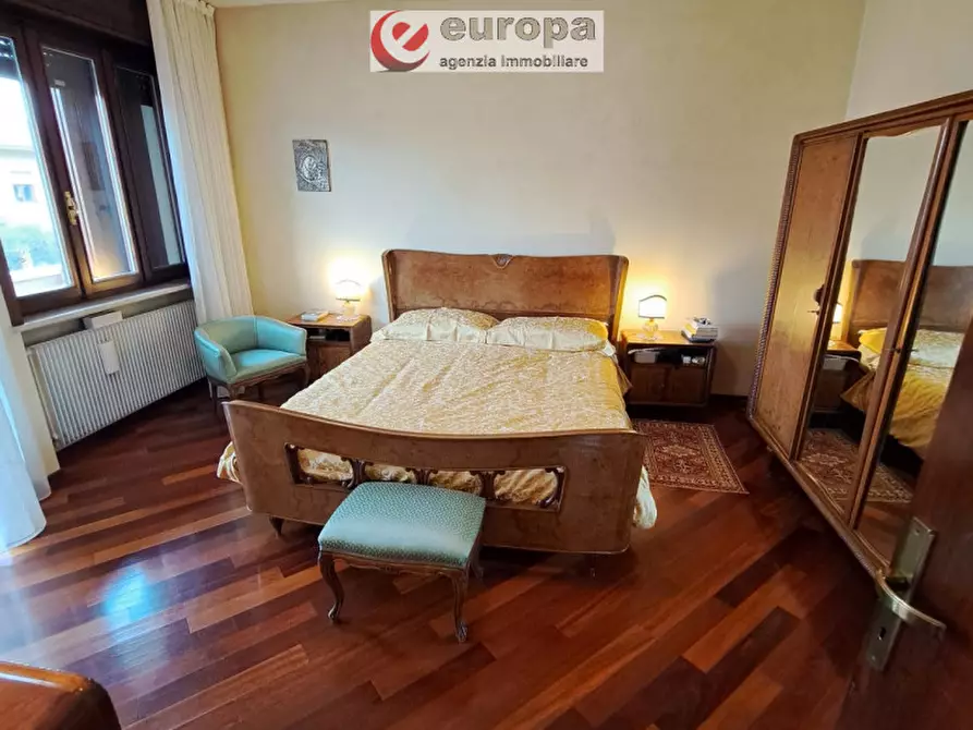 Immagine 26 di Villa in vendita  in viale Europa a Monticello Conte Otto