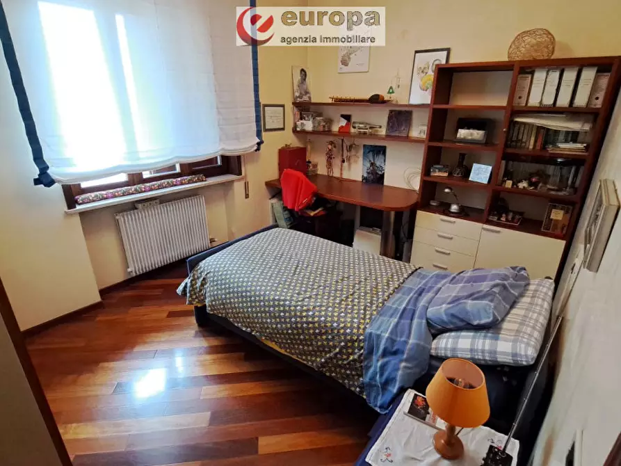 Immagine 29 di Villa in vendita  in viale Europa a Monticello Conte Otto