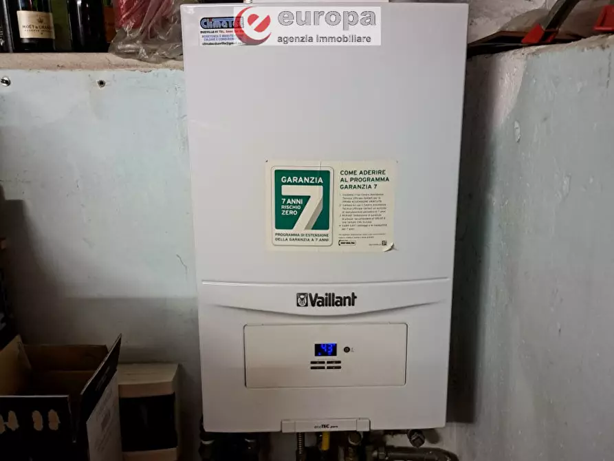 Immagine 37 di Villa in vendita  in viale Europa a Monticello Conte Otto