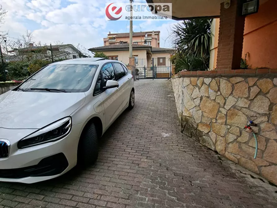 Immagine 40 di Villa in vendita  in viale Europa a Monticello Conte Otto