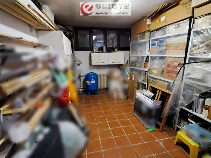 Immagine 44 di Villa in vendita  in viale Europa a Monticello Conte Otto