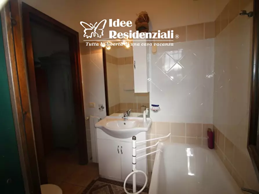 Immagine 22 di Appartamento in vendita  in via del mirto a Palau